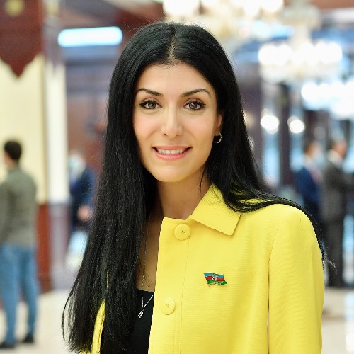 Nigar Arpadarai
